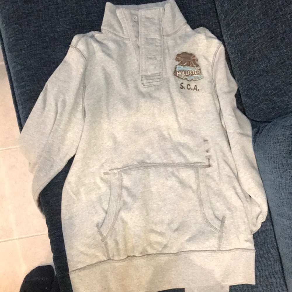 Hollister turtleneck sweater